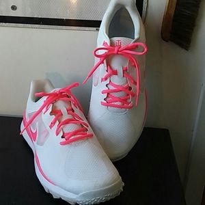 NWOT  Mens Nike Tiger Woods Ltd Ed Golf Shoes